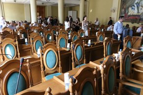 Депутати ЛМР від «Самопомочі» покинули засідання сесії через неетичні вислови «свободівця»