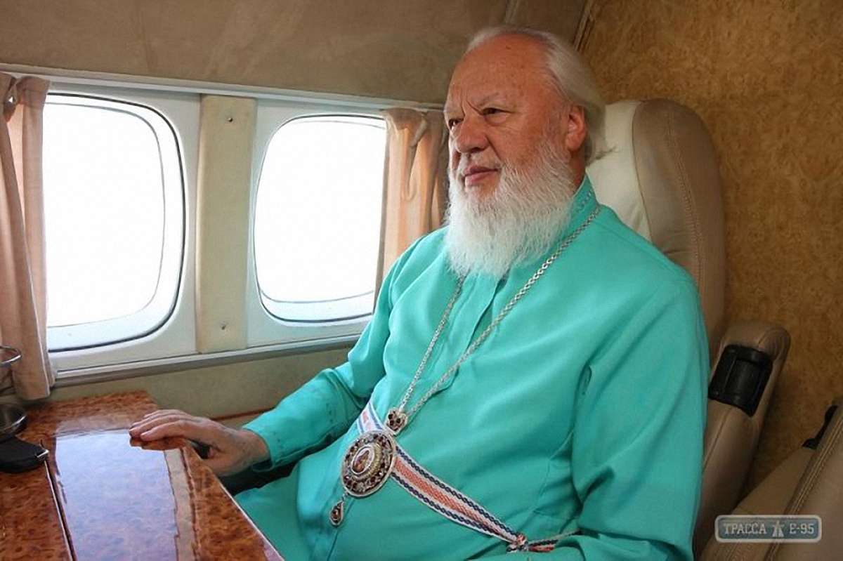 Лідер проросійського крила УПЦ (МП) приїхав на перемовини до Вселенського Патріарха