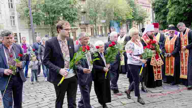 У Львові урочисто вшанували пам'ять жертв комуністичного режиму