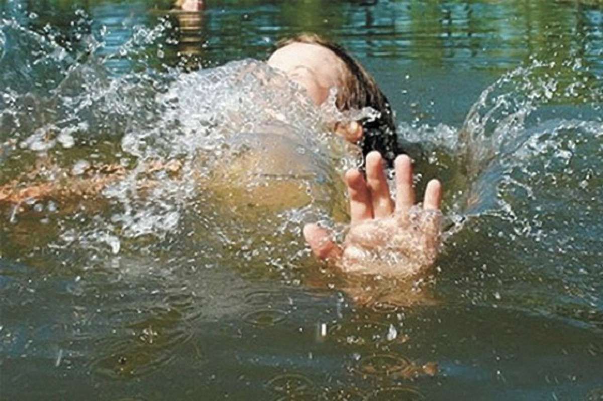 На Рівненщині мати намагалася врятувати своїх дітей і потонула в річці
