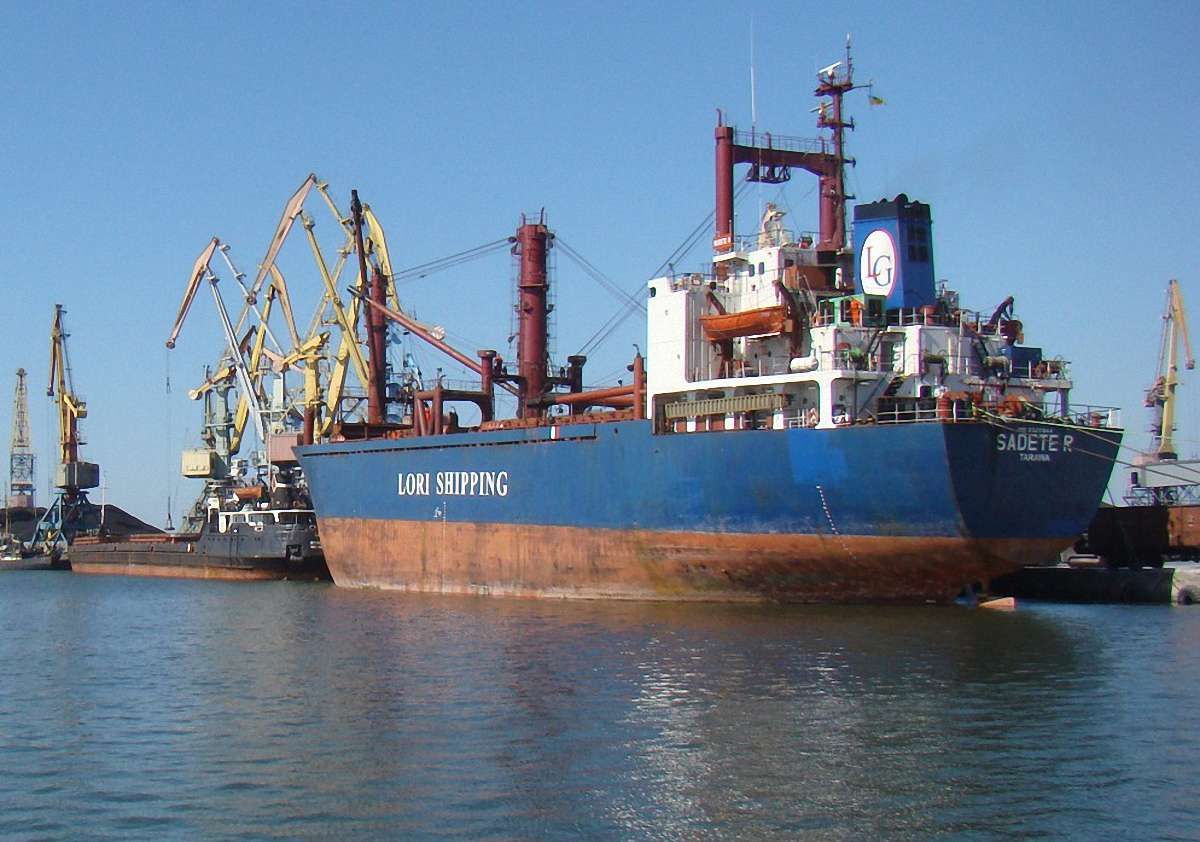 Блокада Росією Азовського моря загрожує економічними проблемами Бердянську і Маріуполю