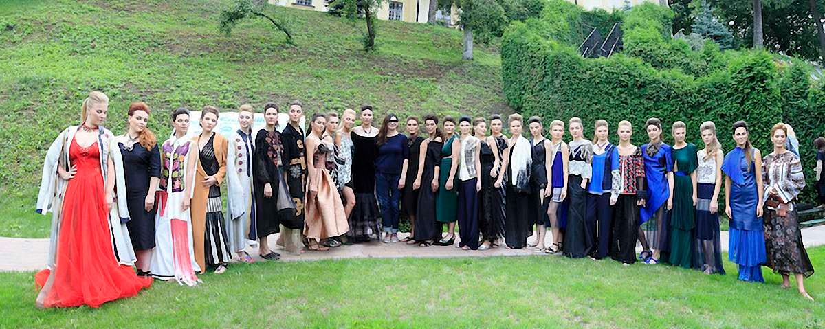 Дизайнерка Оксана Караванська презентувала «Український Haute Couture»