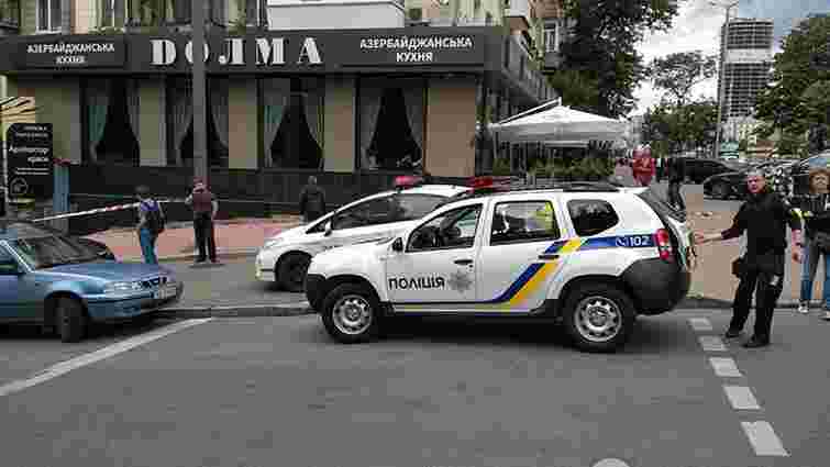 Біля ресторану азербайджанської кухні у Києві невідомий розстріляв людину