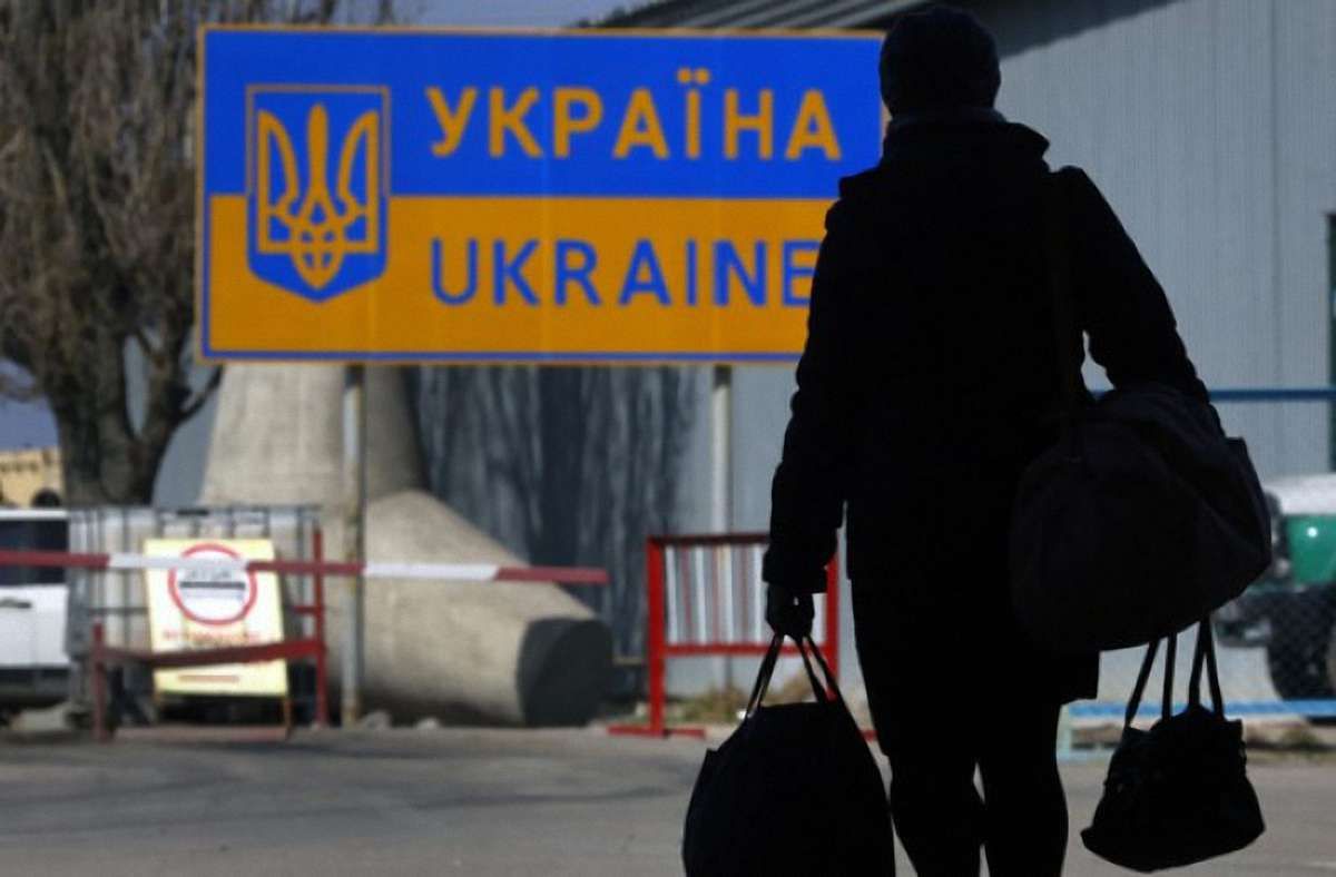 Більшість поляків схвально ставиться до прийняття біженців з України