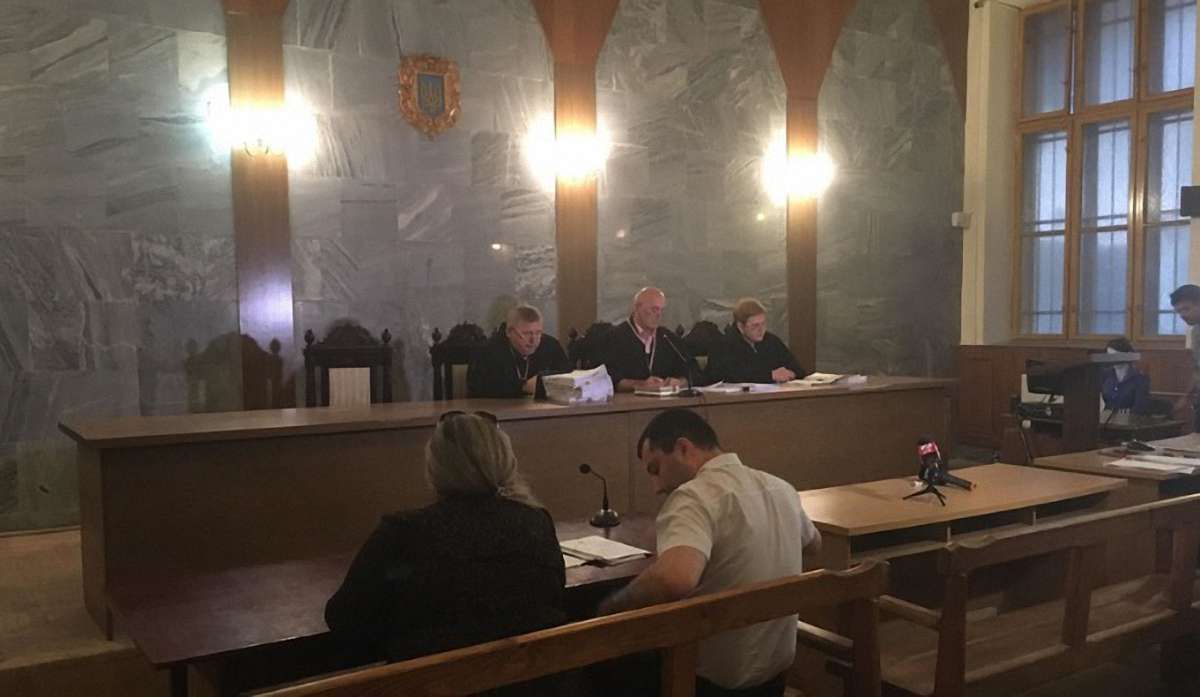 Одного підозрюваного у нападі на ромський табір у Львові відпустили під домашній арешт