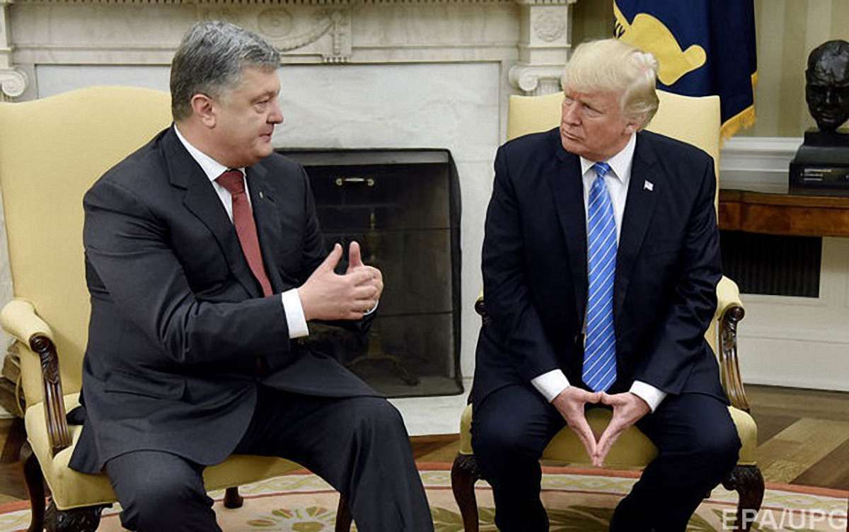 Петро Порошенко розповів, про що говорив з Трампом у Брюсселі