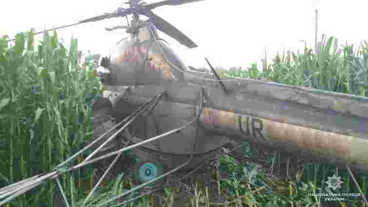 Поліція розслідує аварійну посадку вертольота з п'яним пілотом на Чернігівщині