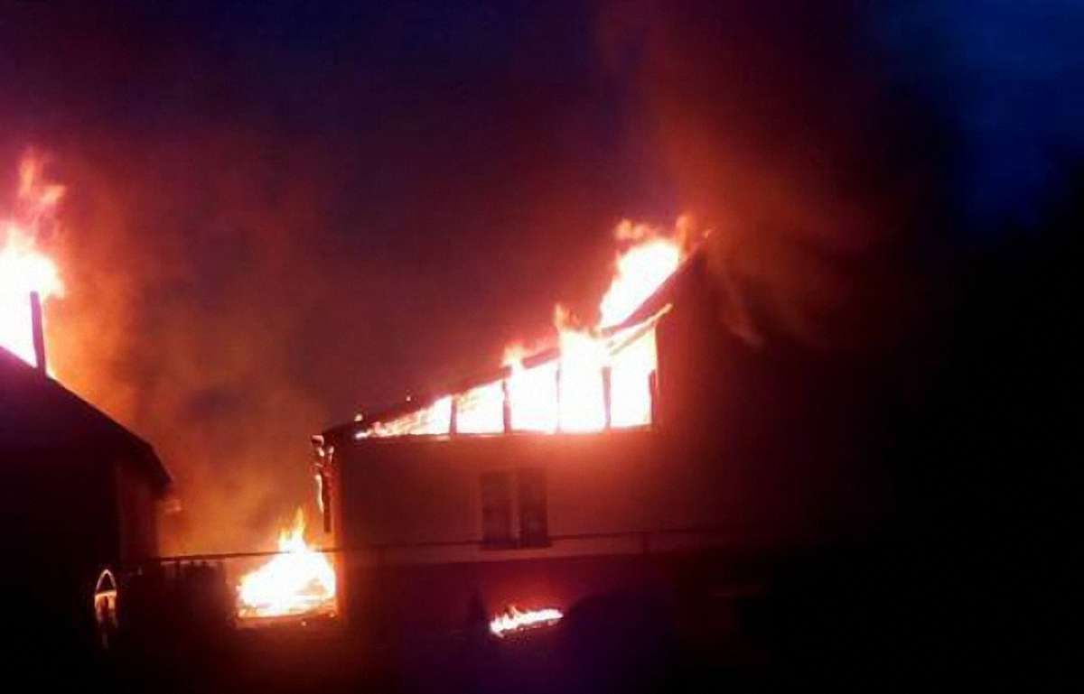 На Закарпатті згорів ромський дошкільний заклад