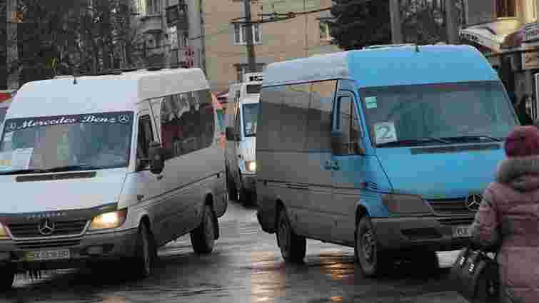 В Україні заборонять маршрутки, переобладнані з вантажних транспортних засобів