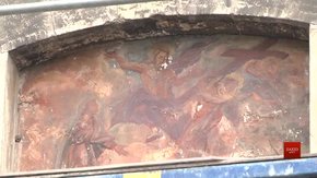 У Львові за гроші благодійника реставрують стінопис на будівлі Центрального історичного архіву