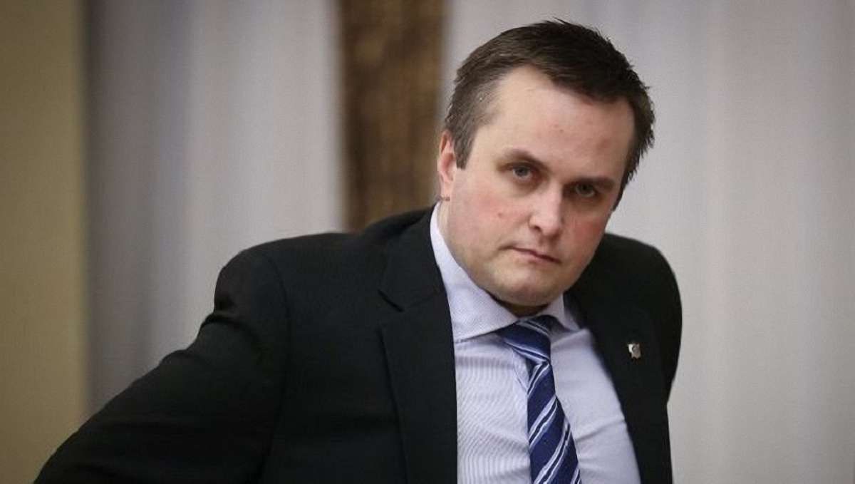 Посольство США закликало Назара Холодницького піти у відставку