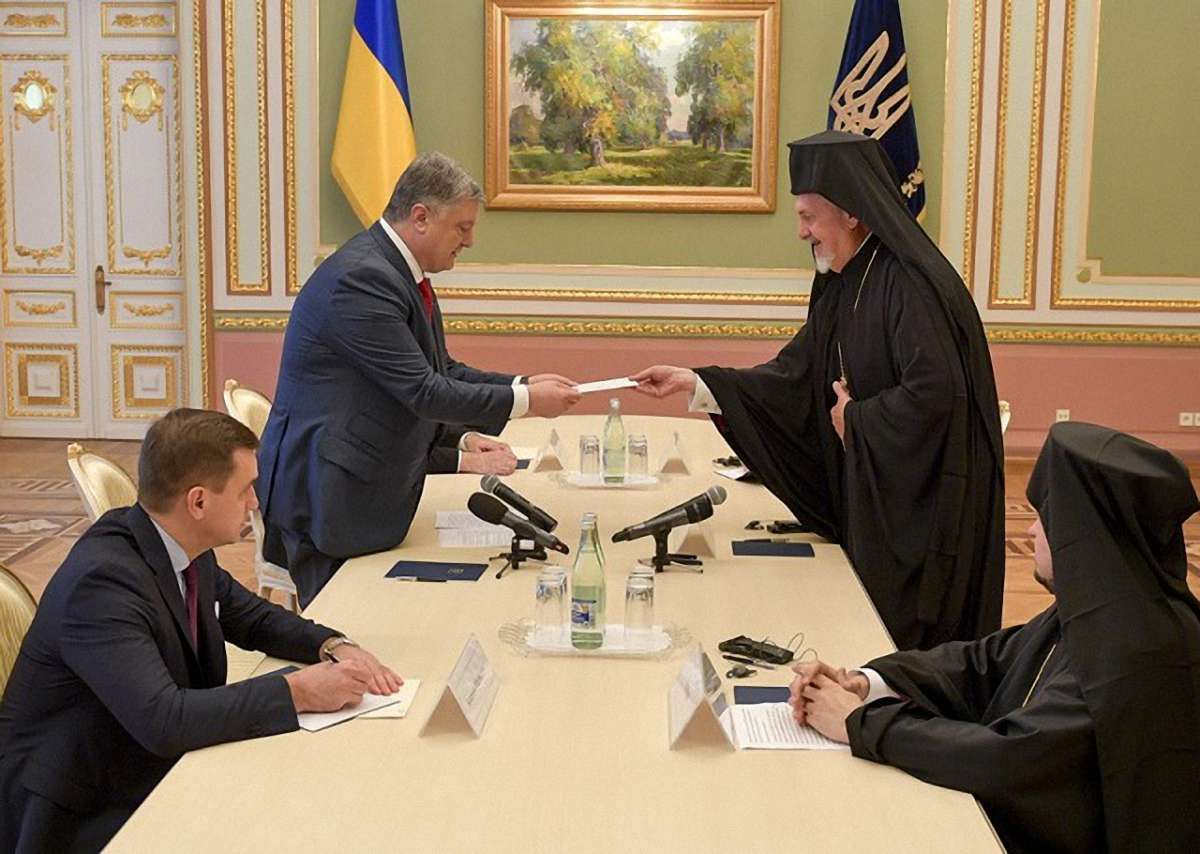 Вселенський патріарх Варфоломій підтвердив намір дарувати українській церкві автокефалію