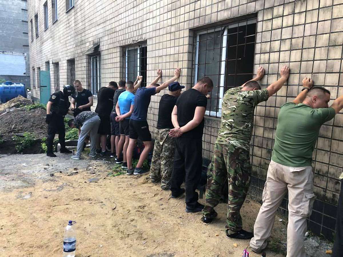 Озброєні зловмисники спробували захопити підприємство в Одесі