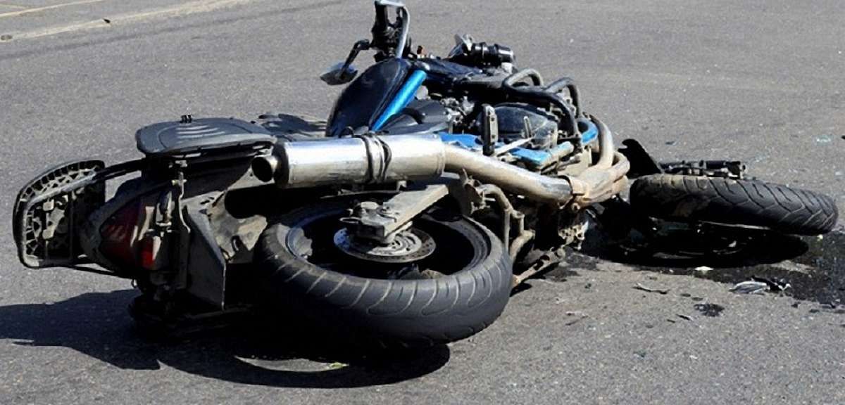 На Сколівщині мотоцикліст травмував немовля та дворічну дитину