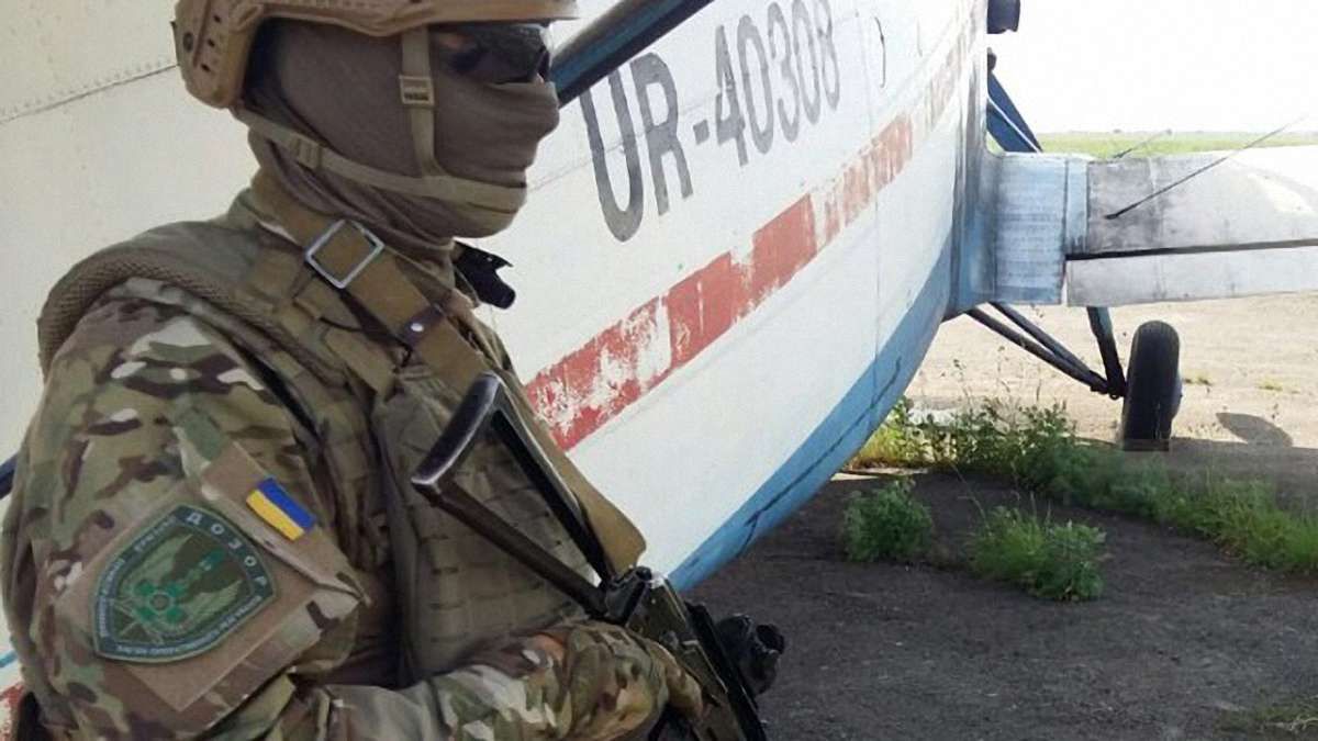 На Рівненщині прикордонники знайшли аеродром контрабандистів, які переправляли сигарети до ЄС