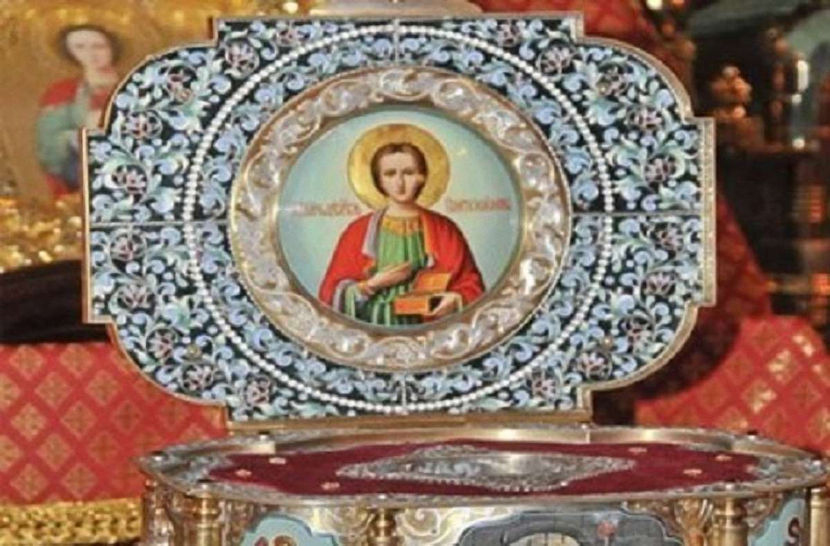 У львівському храмі на три дні виставлять мощі великомученика Пантелеймона Цілителя