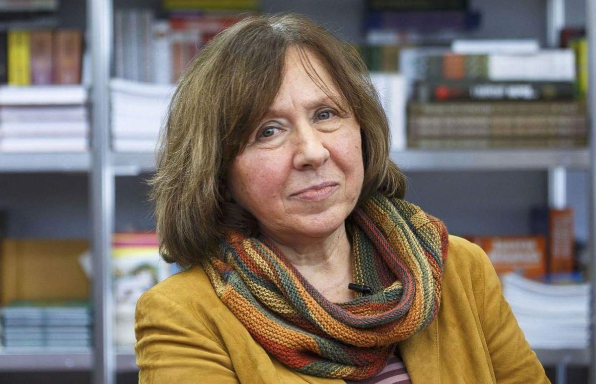 Лауреатка Нобелівської премії з літератури Світлана Алексієвич потрапила в базу «Миротворця»