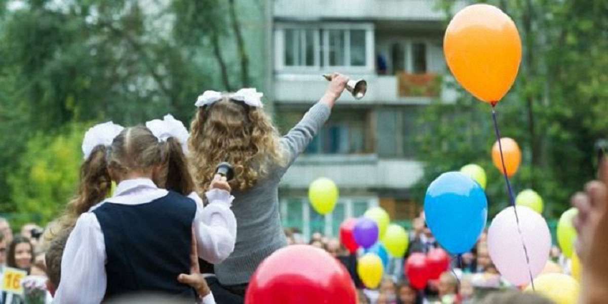 МОН дозволило школам самостійно вирішувати, коли проводити День знань: 1 чи 3 вересня 