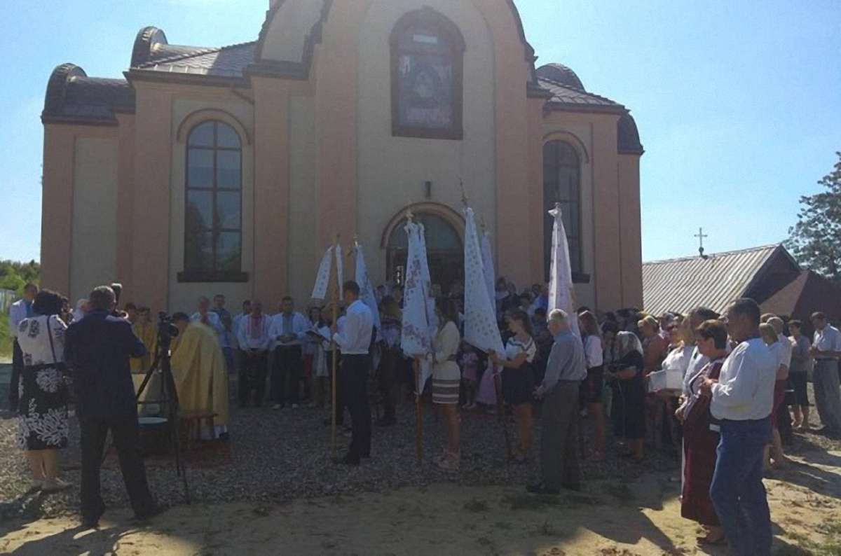 На Жовківщині відкрили та освятили церкву УГКЦ