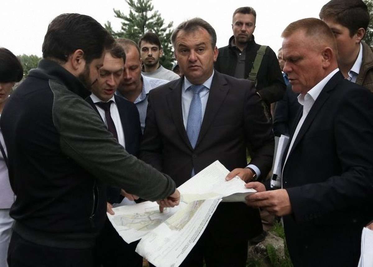 Жодна з престижних ділянок на березі озера в Наварії не призначена для учасників АТО