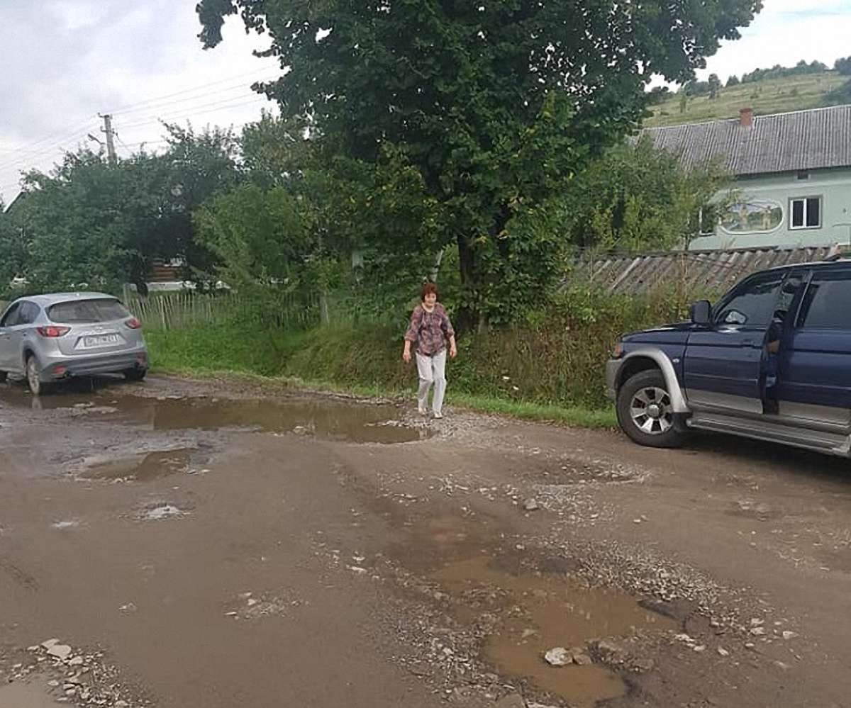 Дорогу зі Східниці до Підбужа відремонтують турки за ₴62 млн 