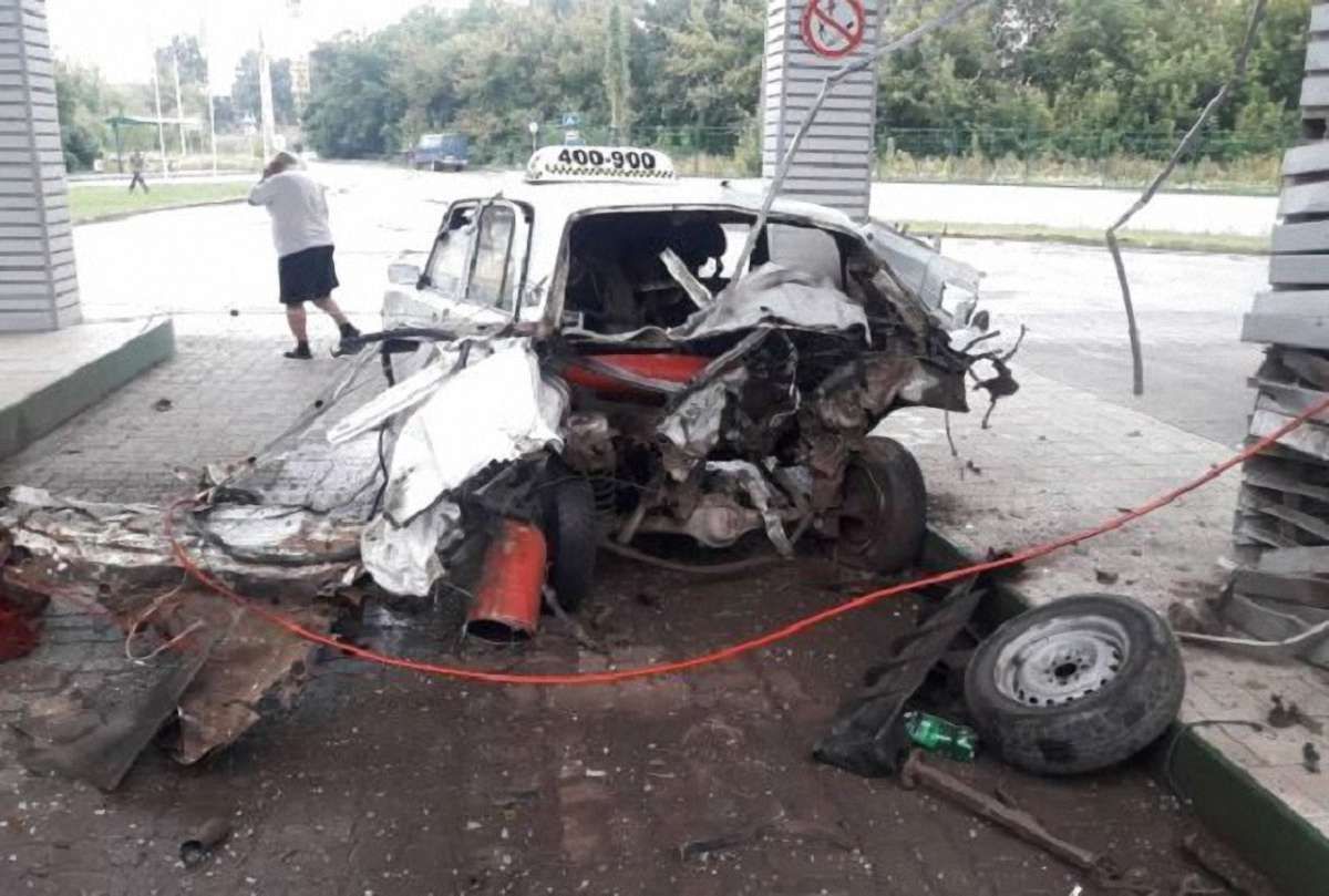 Під час заправки на газовій АЗС у Тернополі вибухнуло таксі