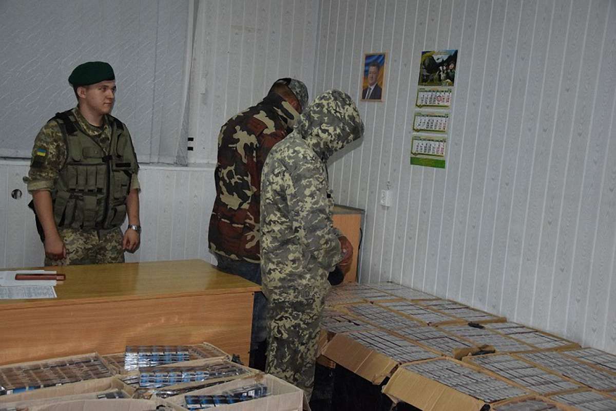 На Буковині затримали контрабандистів, які кіньми переправляли сигарети до Румунії
