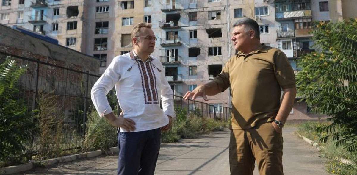 Мер Львова відвідав прифронтову Авдіївку