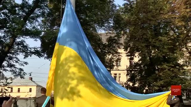 У Львові підняли Державний Прапор України