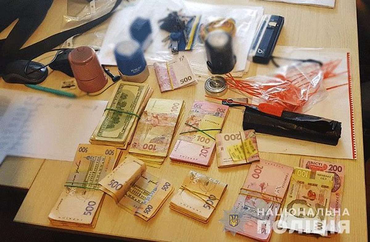 На Закарпатській митниці викрили злочинну «схему» експорту й імпорту товарів