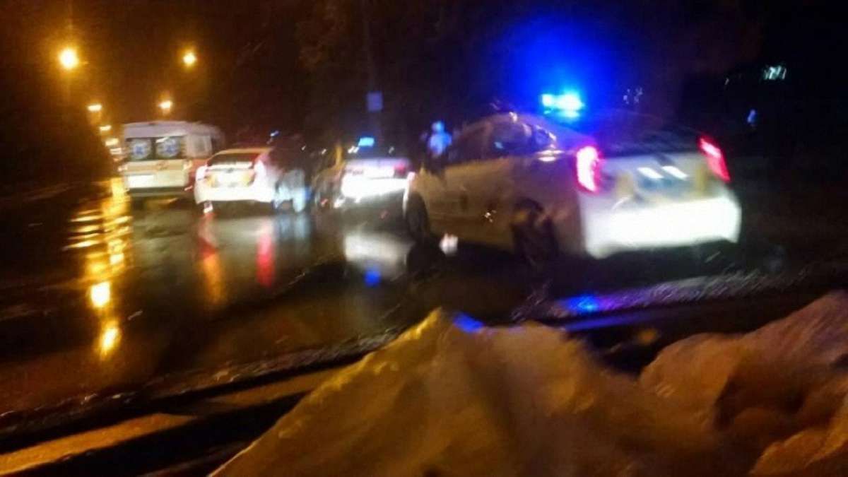 Таксист у Рівному стріляв у пасажирів, які напали на нього