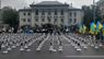 Під посольством РФ у Києві встановили хрести у пам'ять про загиблих під Іловайськом. Фото дня