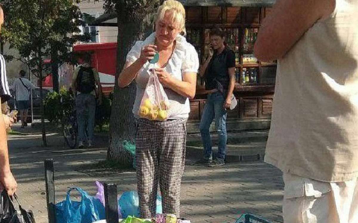 У Львові затримали шахрайку, яка збирала гроші з вуличних продавців
