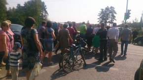 Через арешт ТЕЦ у Новояворівську не подають гарячу воду: мешканці міста перекрили дорогу