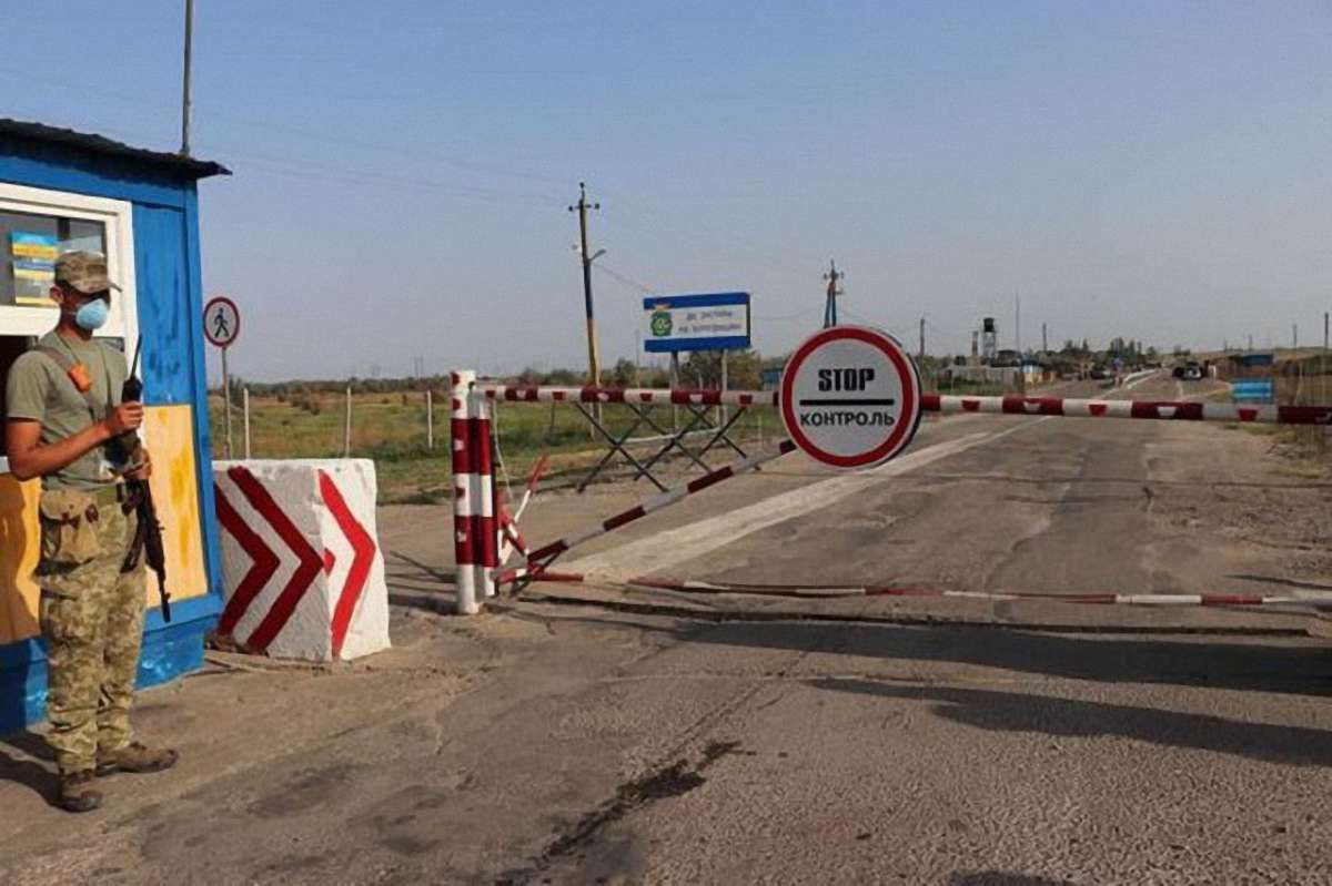 На адмінмежі з окупованим Кримом у повітрі виявили токсичні викиди