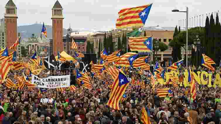 Прем’єр Іспанії запропонував провести референдум щодо розширення автономії Каталонії