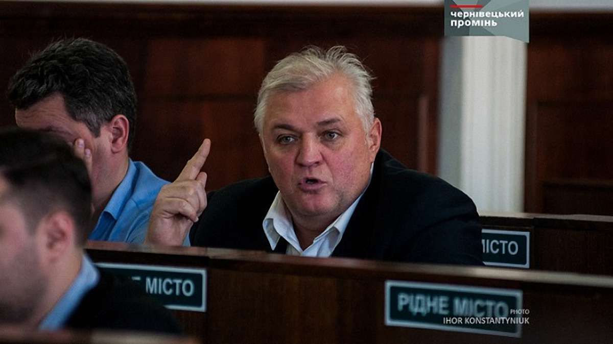 У Чернівцях депутат міськради назвав себе гомофобом
