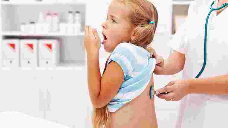 Вересневий кашель у дітей: чому він виникає і як його позбутися