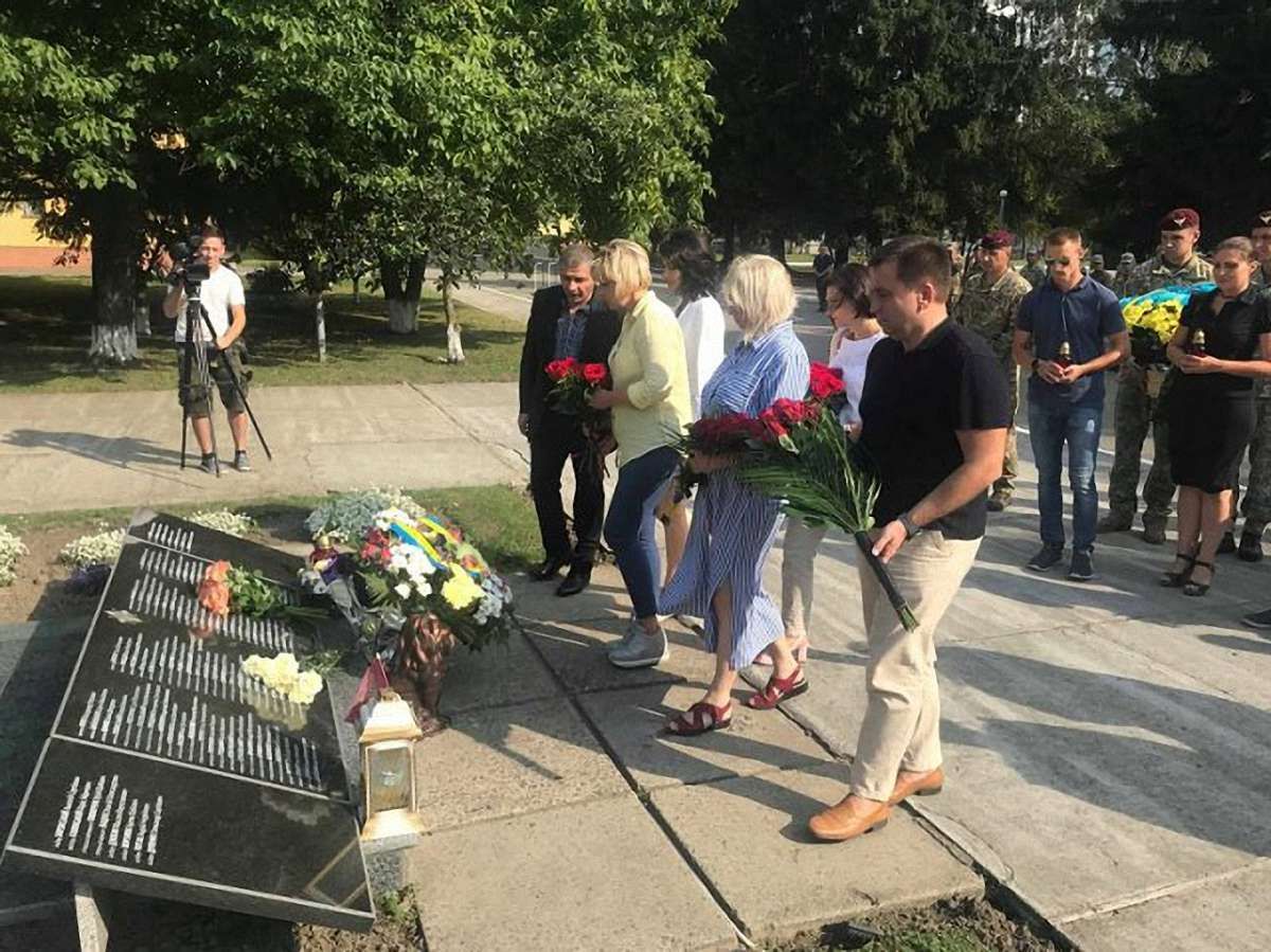 У Львові вшанували пам’ять полеглих у російсько-українській війні воїнів
