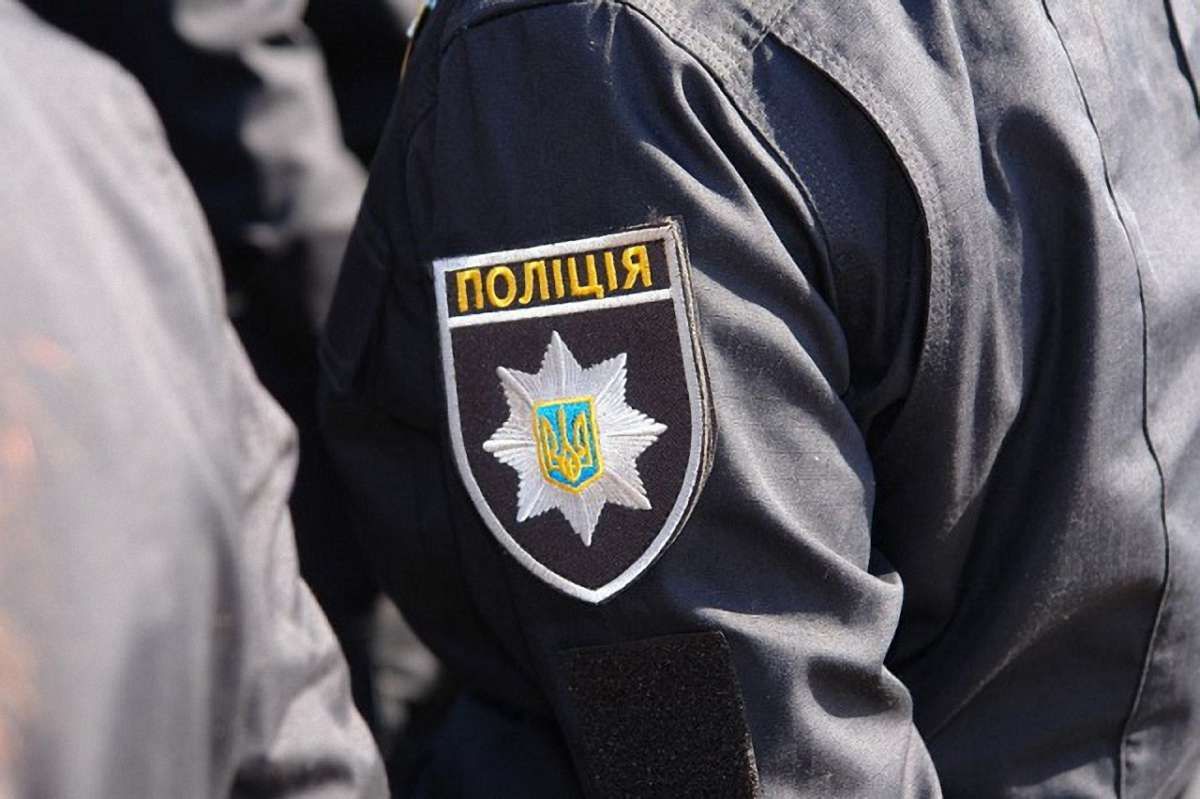 Привітання «Слава Україні!» хочуть зробити обов'язковим і для поліції
