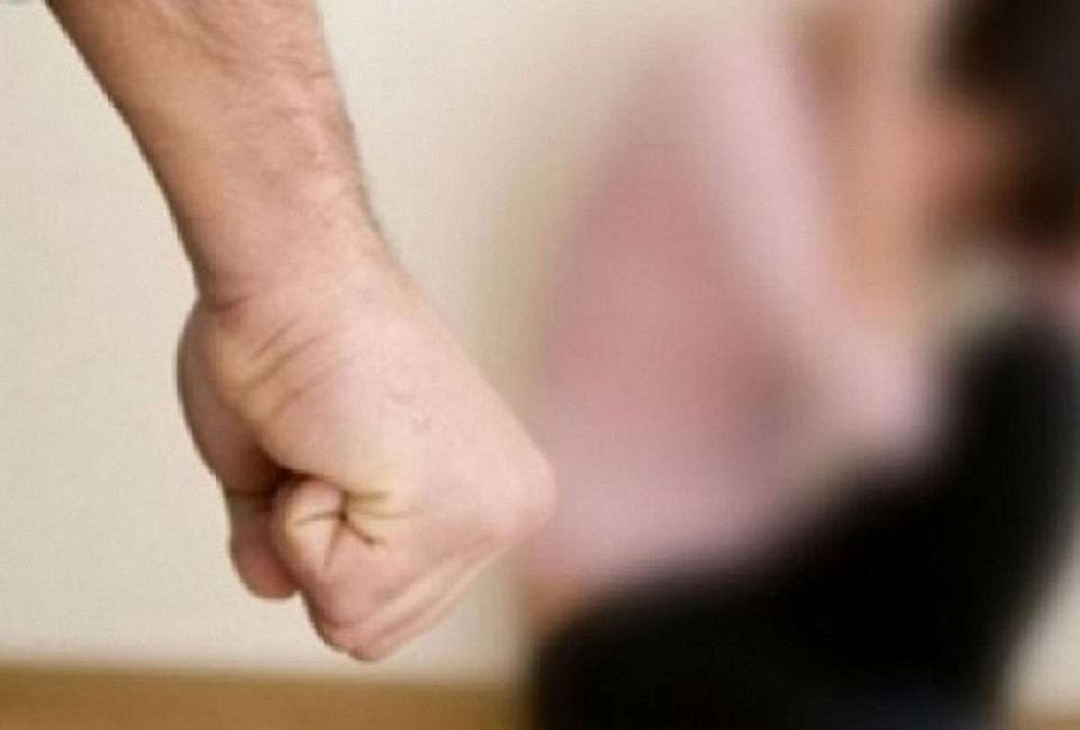 Після звістки про смерть пацієнта в одеській лікарні його родичі побили лікарів