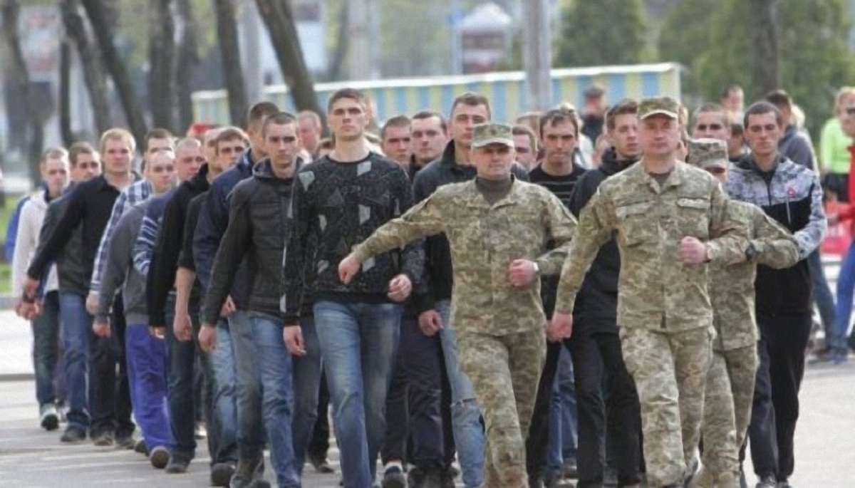 Осіння призовна кампанія в Україні триватиме три місяці
