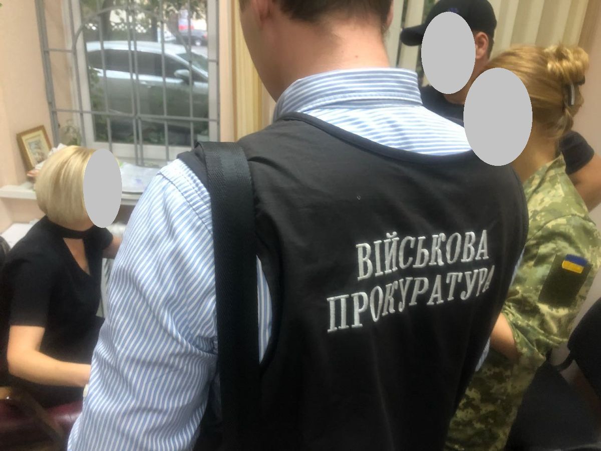В Дніпрі місцеву депутатку спіймали на хабарі у 12 тис. доларів