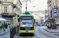 Квіточки, квадратики і смужки