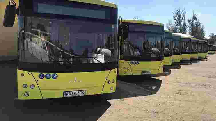 У Львові готують до виїзду на маршрути першу партію білоруських автобусів
