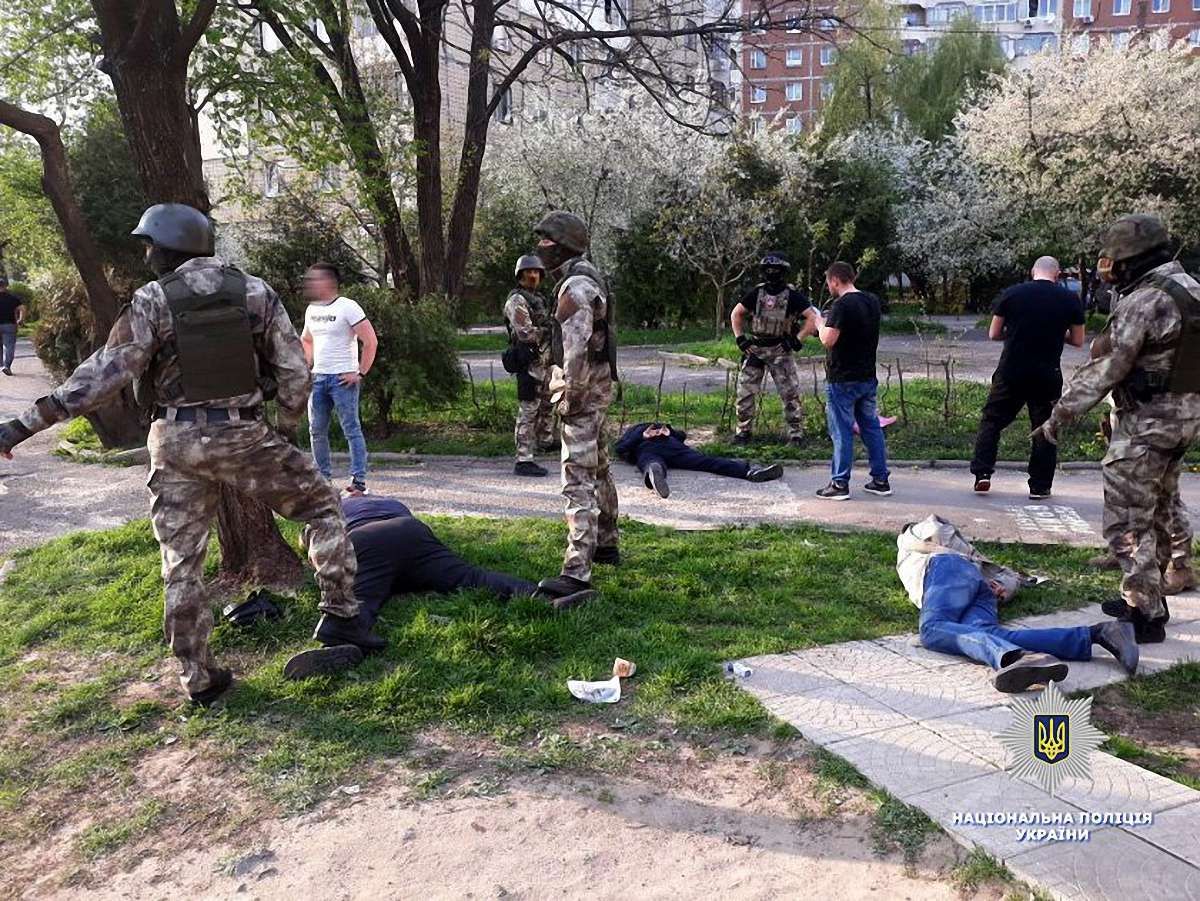 На Львівщині засудили рекетирів, які викрали і катували сутенера