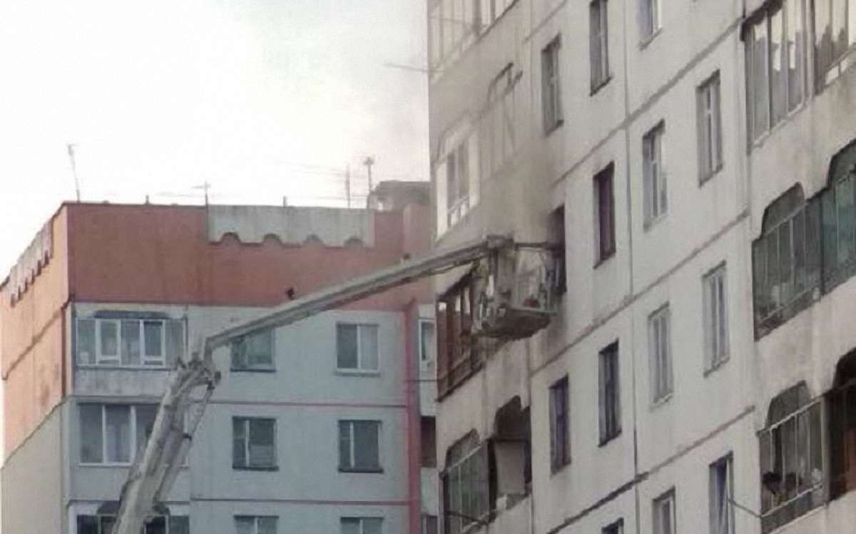 Під час пожежі у квартирі на вулиці Миколайчука у Львові загинула літня жінка
