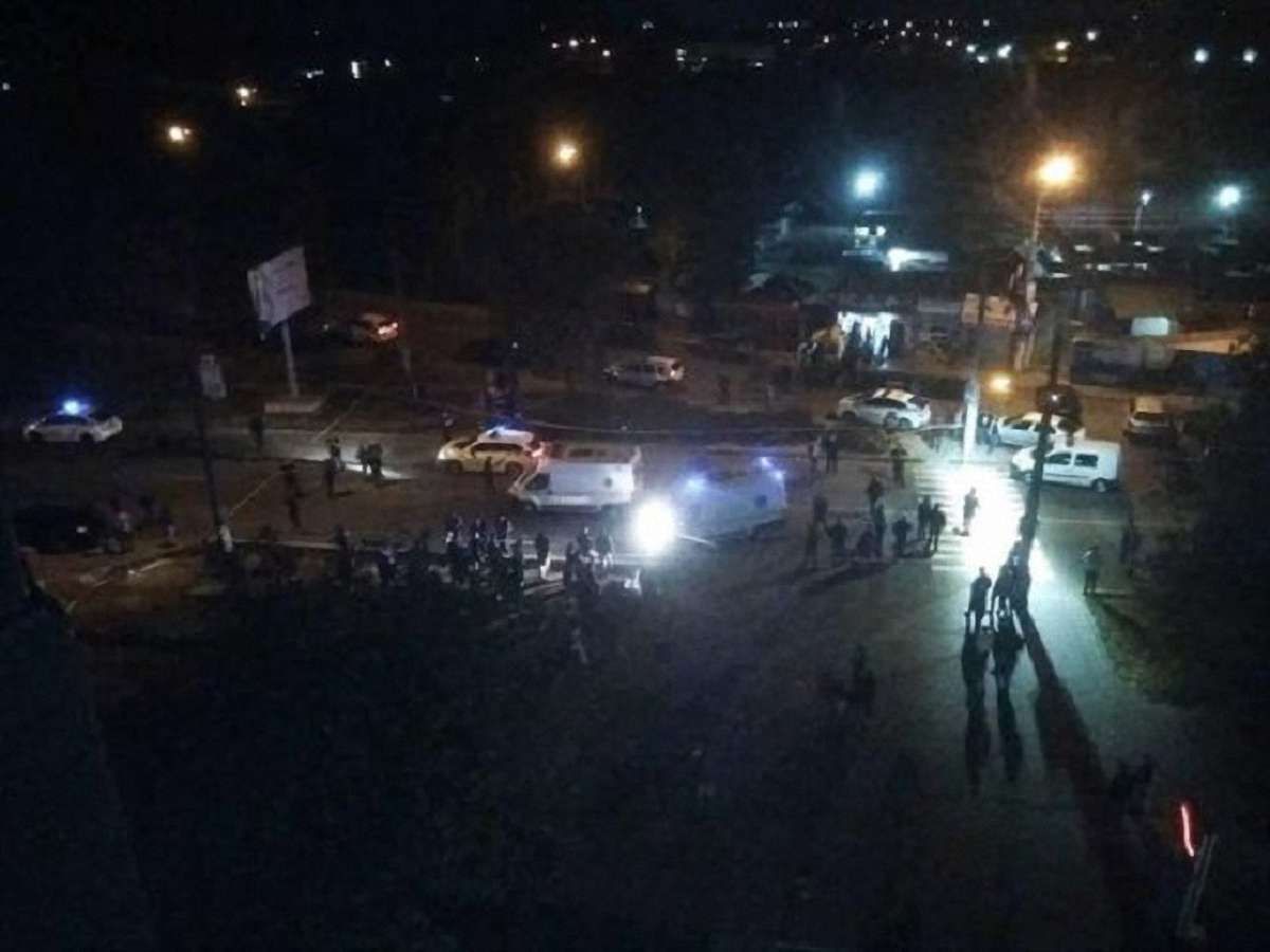 У Чернівцях автомобіль патрульної поліції на смерть збив 28-річного пішохода