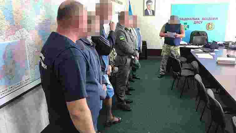 В академії Держприкордонслужби ім. Хмельницького поліція викрила «схему відкатів»