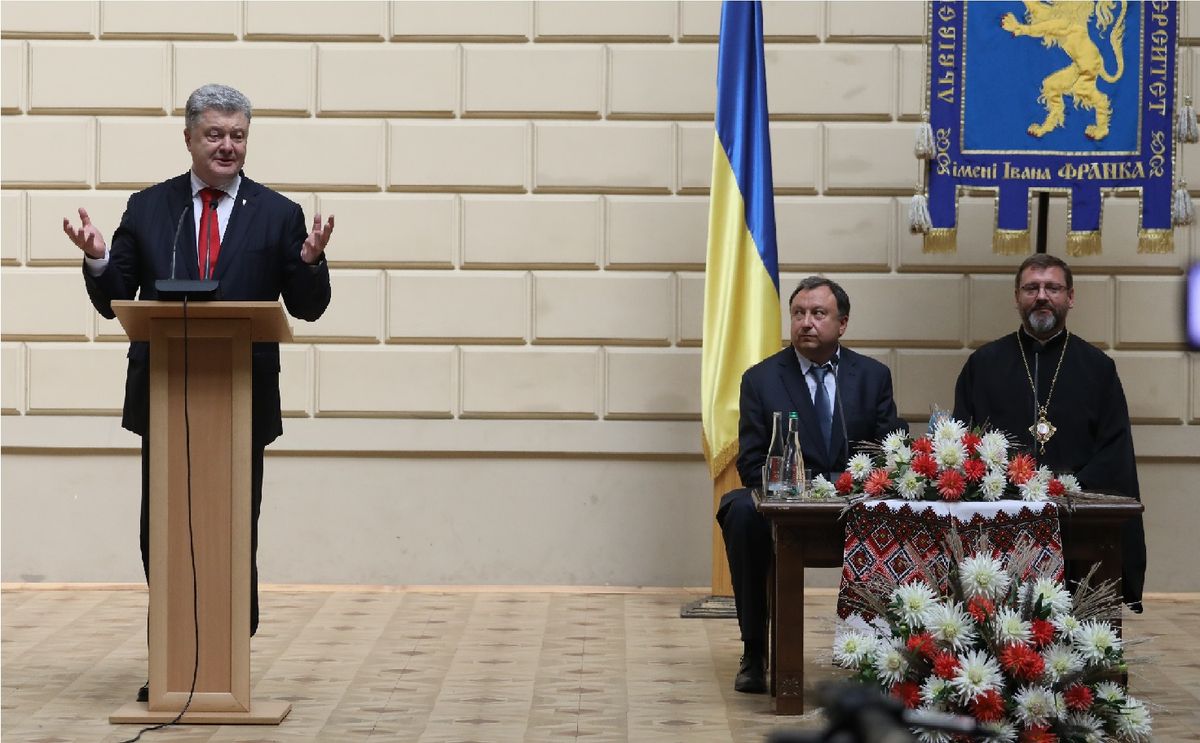 Не схильний до діалогу